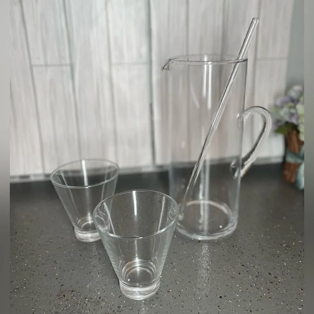 4 NEW! Ultimate Holiday Serving Set Includes Glass Pitcher Stir Stick & 2 Glasse
